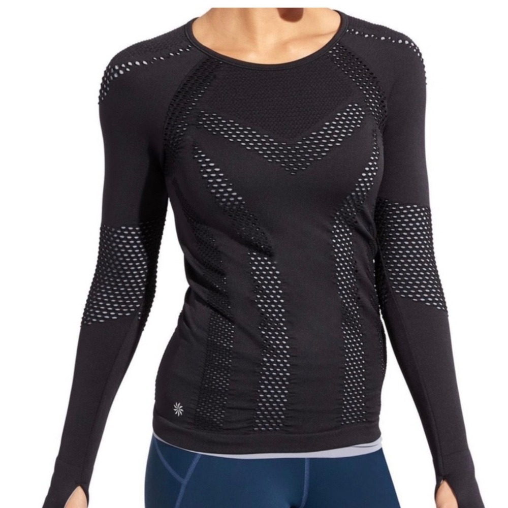 Athleta Essence Long Sleeve Mesh Seamless Top Black Size M